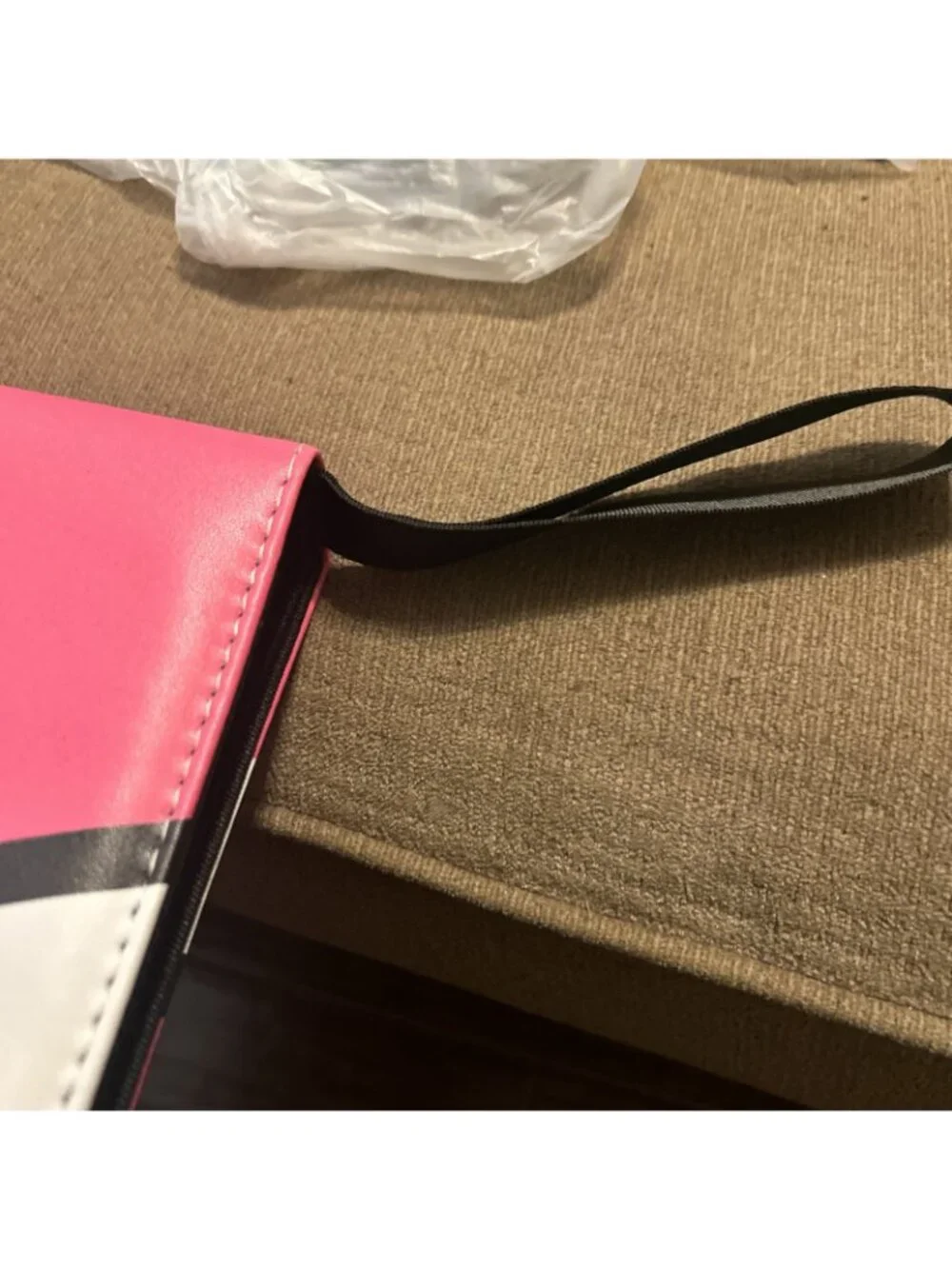Pokemon Card Binder Sylveon With Card Sleeves Pink White Black Zipper Closure